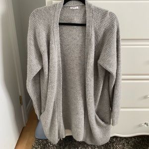 Grey cardigan